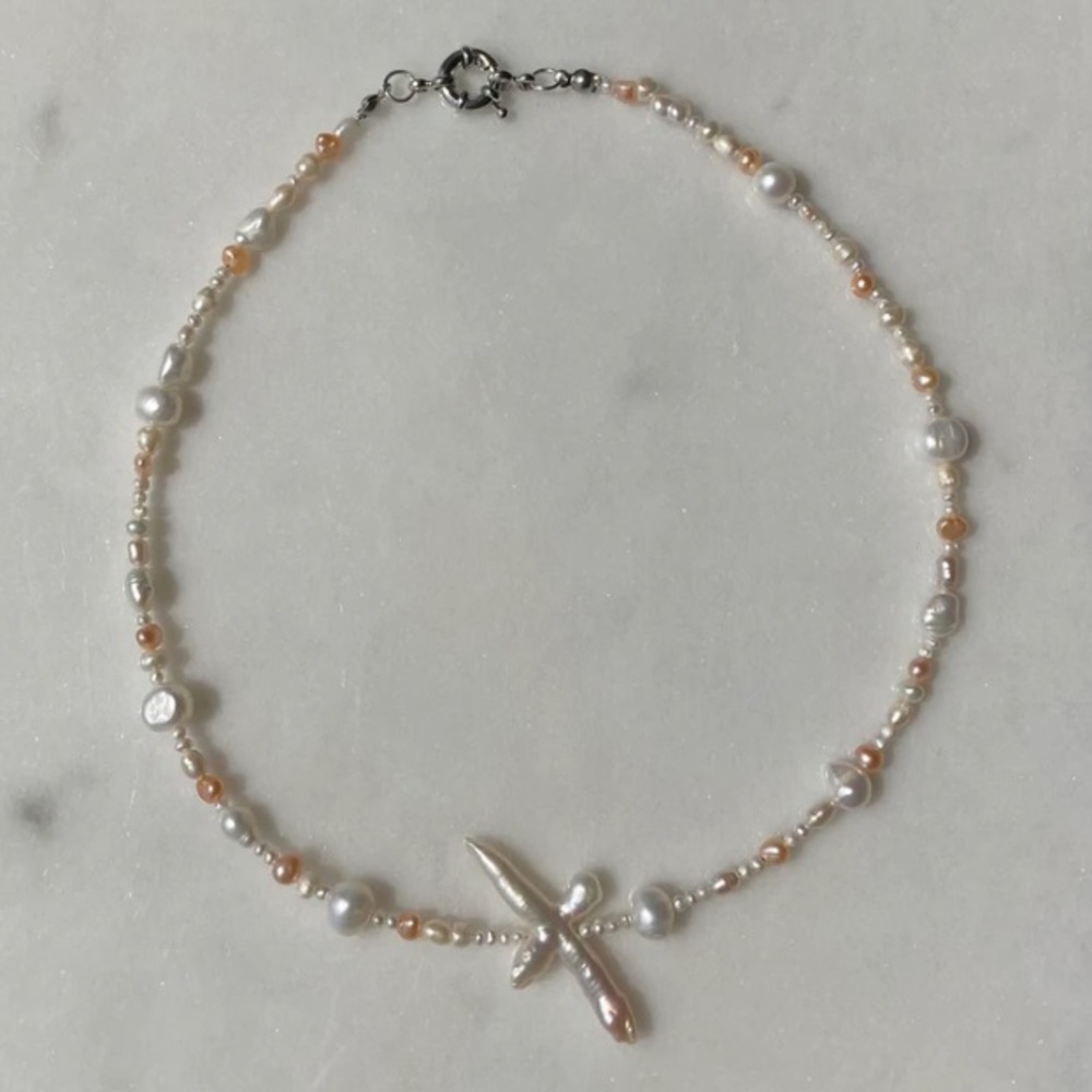 Pearl handmade necklace